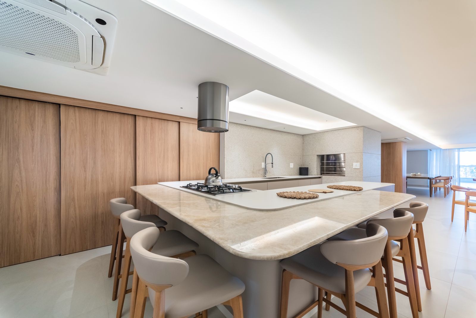 WhatsApp Image 2025-10-11 at 13.17.47 (2)