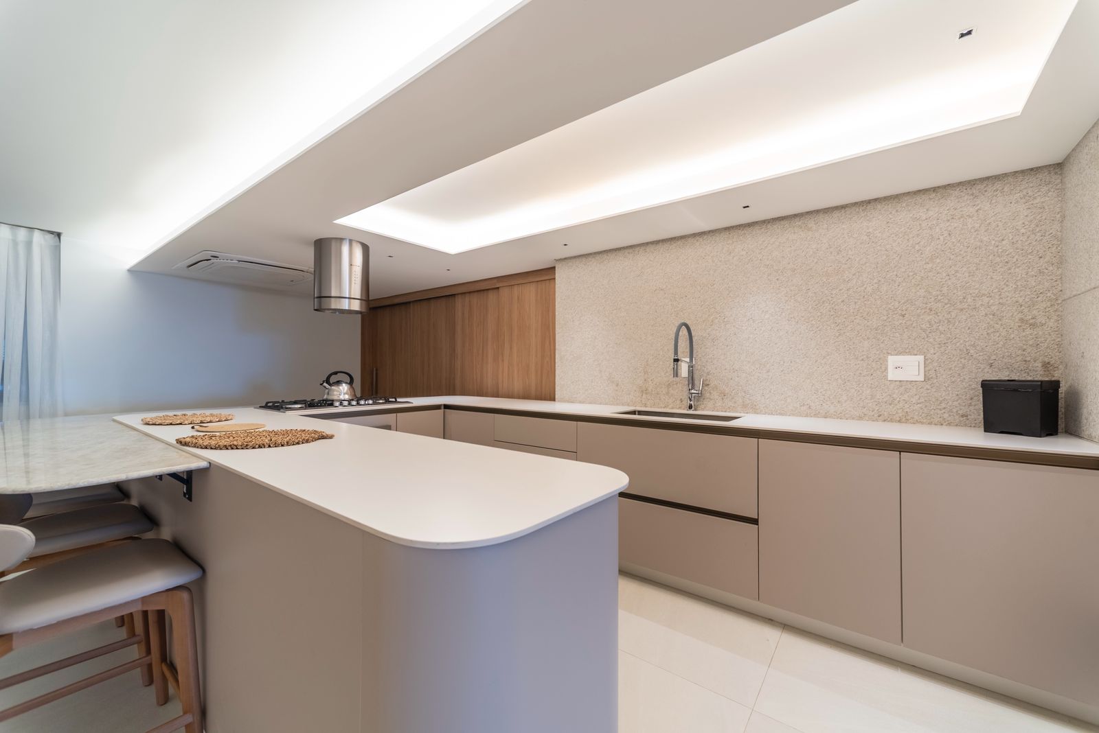 WhatsApp Image 2025-10-11 at 13.17.49 (1)