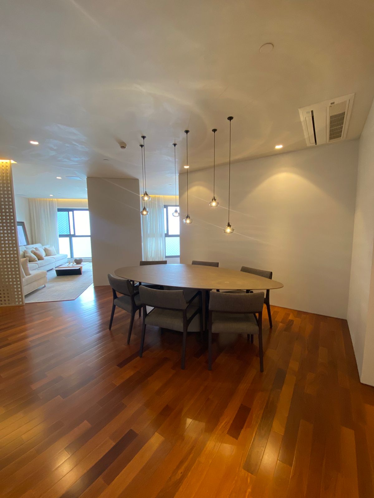 WhatsApp Image 2025-10-20 at 10.45.17